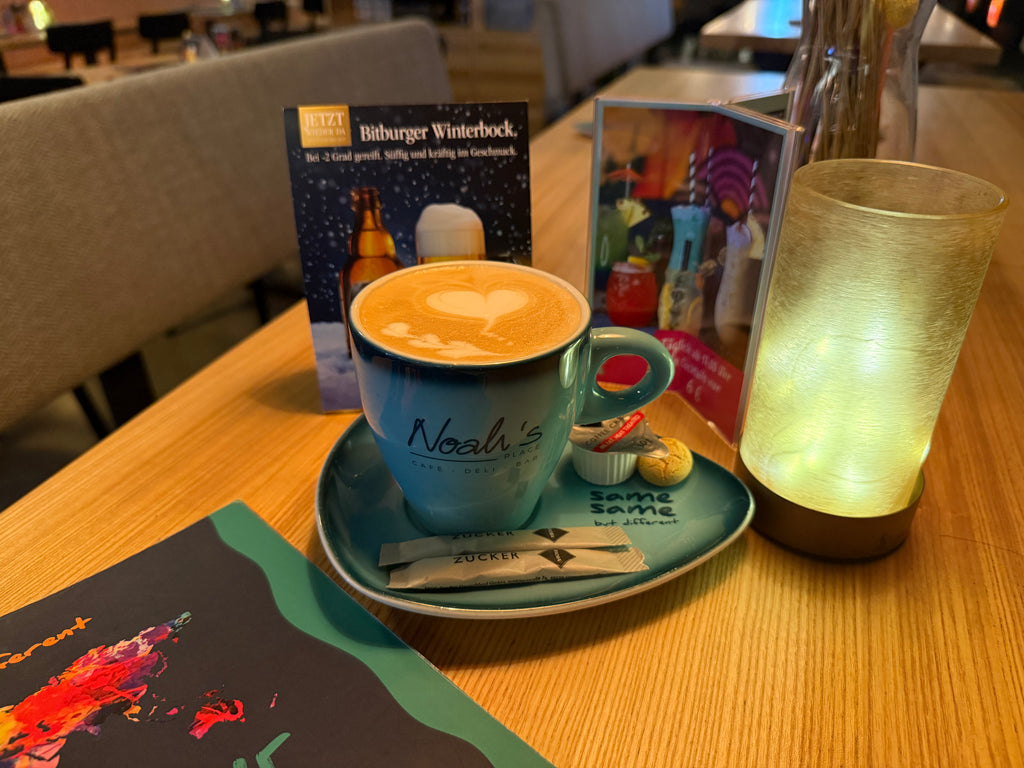 Noah's Place "Tasse + Untertasse Set"